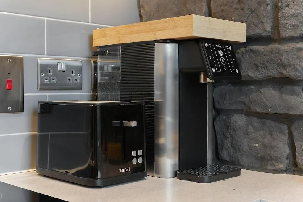 House Of Suede By Unis Estates Apartment Sheffield